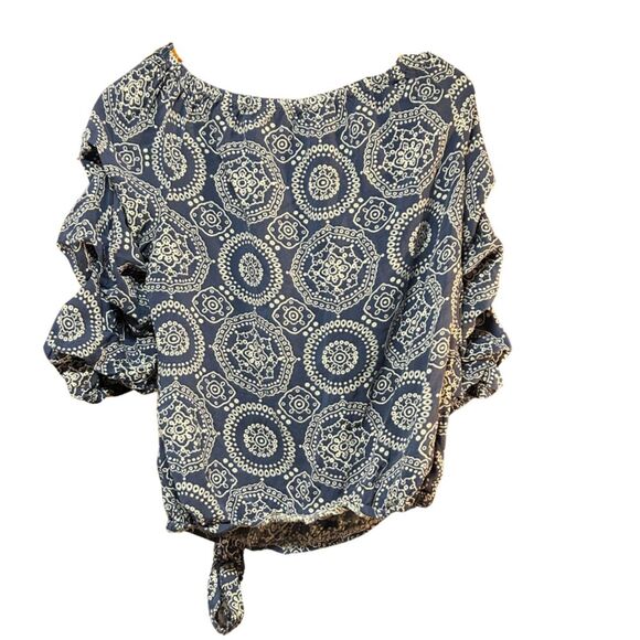 CeCe Paisley Print Blouse - Size M - Picture 4 of 9